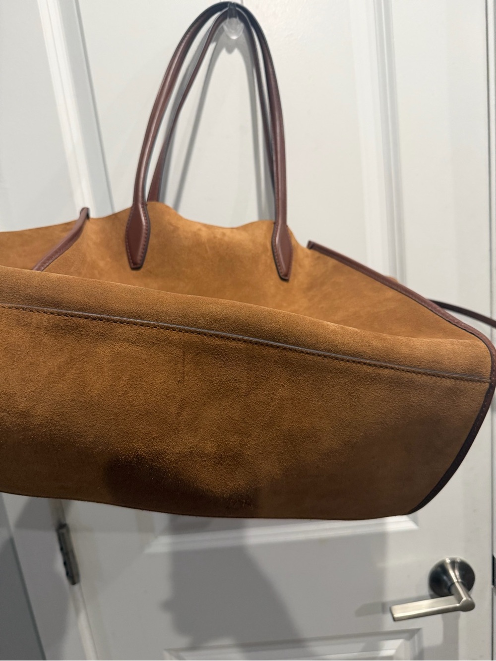 Madewell Lexington Oversized Suede Tote. - Picture 5 of 14